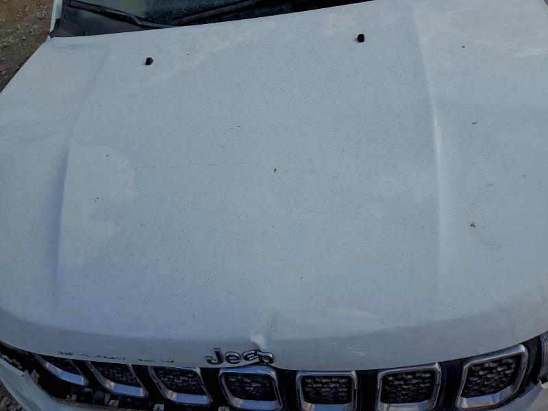 Фото 11 - JEEP COMPASS