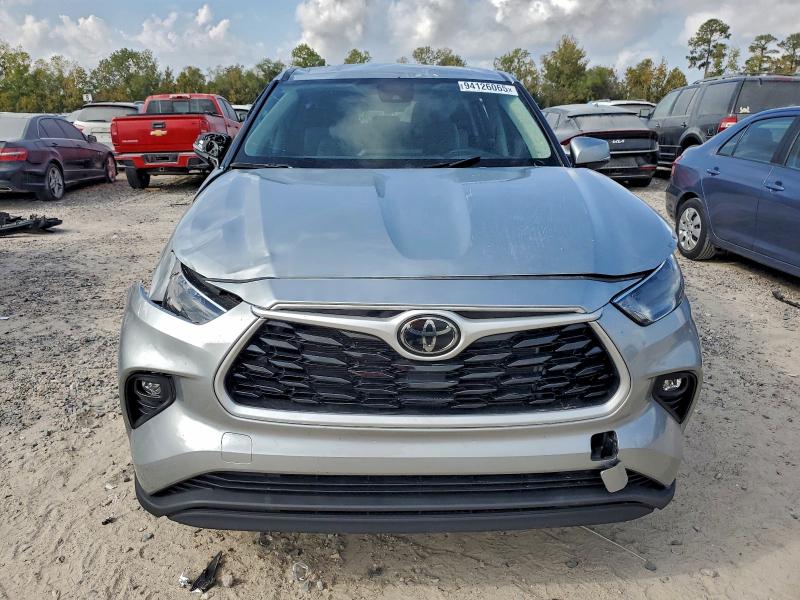 Фото 5 - TOYOTA HIGHLANDER