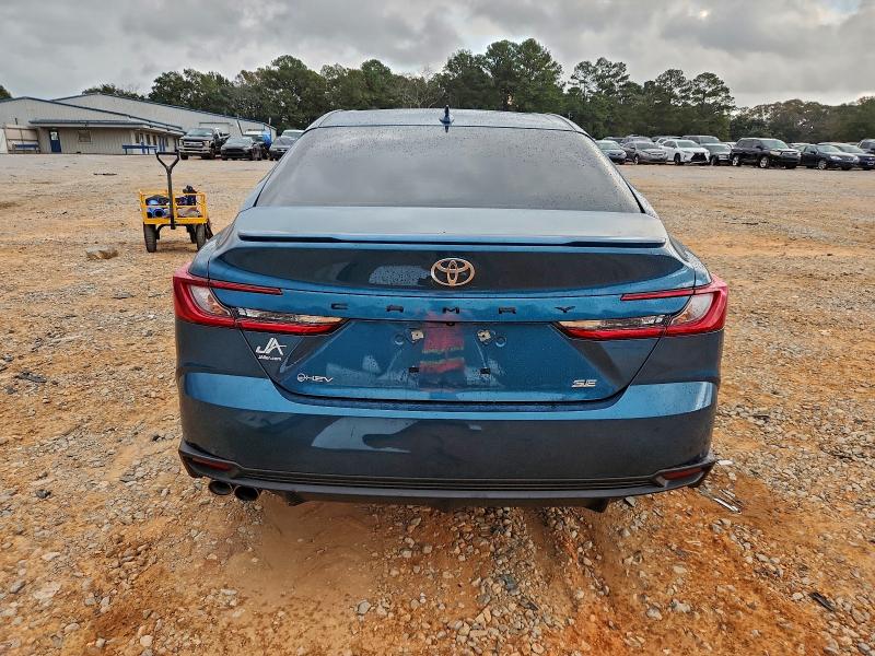 Фото 6 - TOYOTA CAMRY