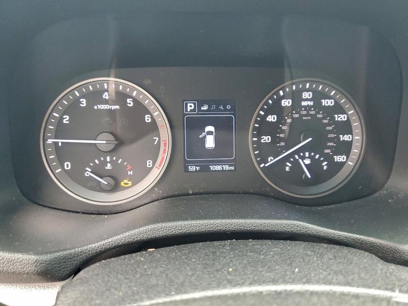 Фото 9 - HYUNDAI TUCSON