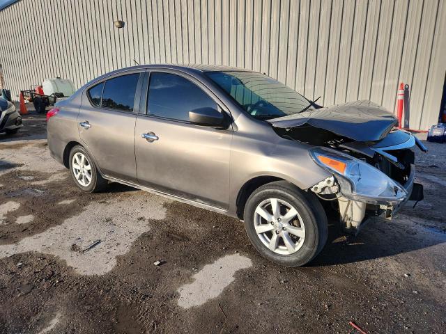 Фото 4 - NISSAN VERSA