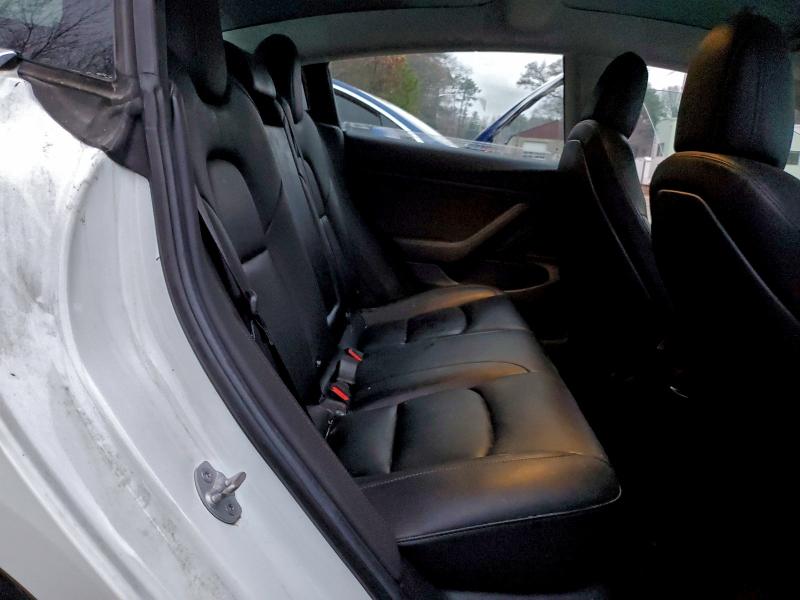 Фото 10 - TESLA MODEL 3