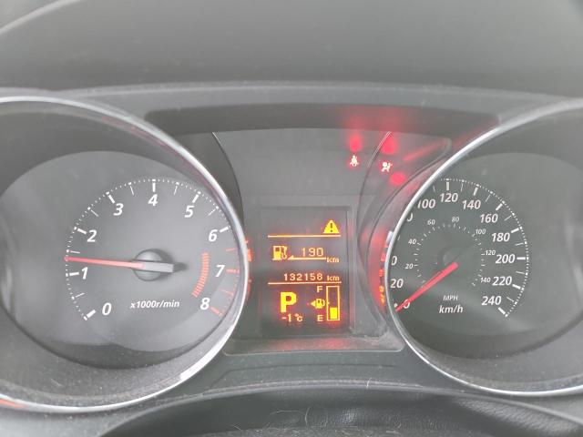 Фото 9 - MITSUBISHI OUTLANDER