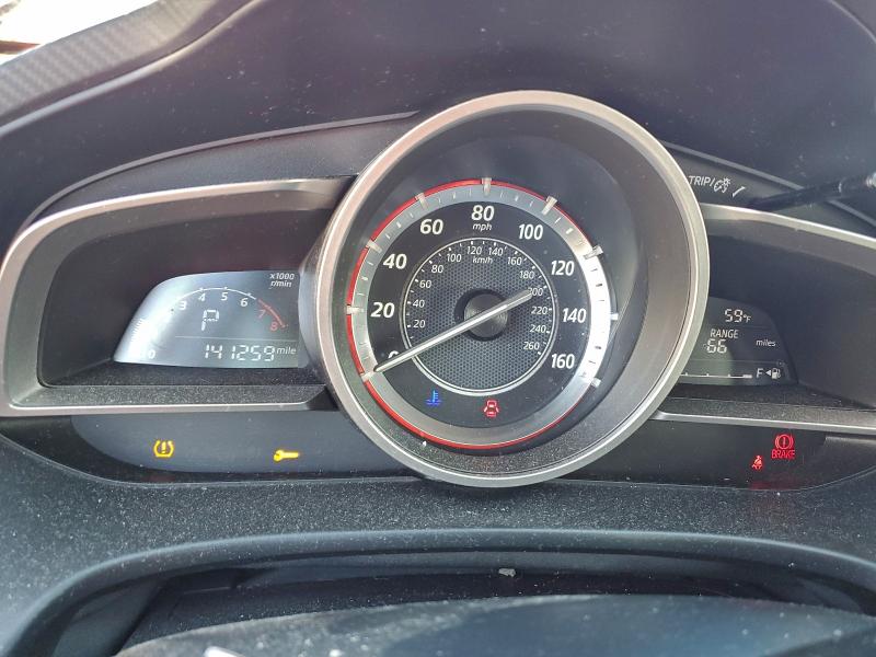 Фото 9 - MAZDA 3