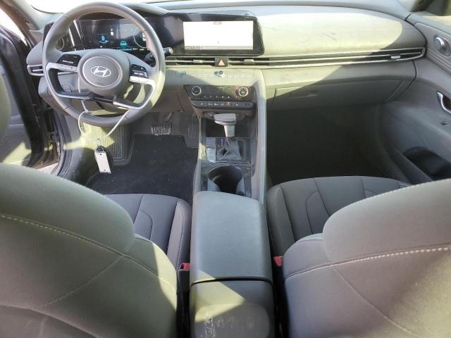 Фото 8 - HYUNDAI ELANTRA