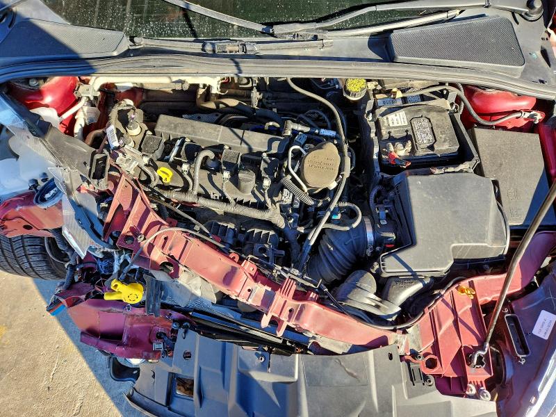 Фото 11 - FORD FOCUS