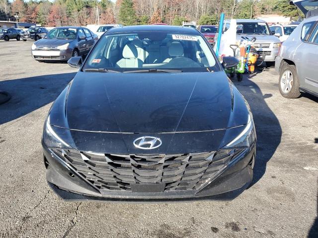 Фото 5 - HYUNDAI ELANTRA