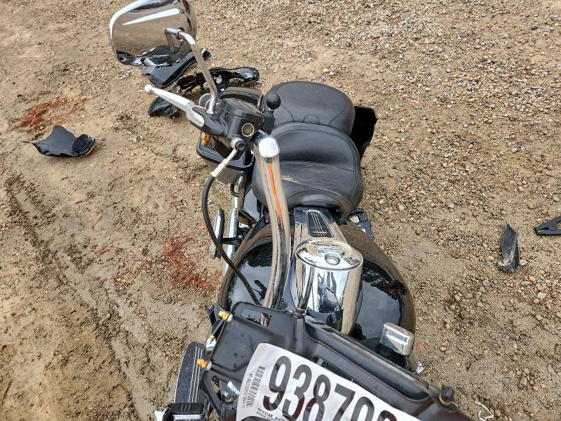 HARLEY-DAVIDSON FL 2017