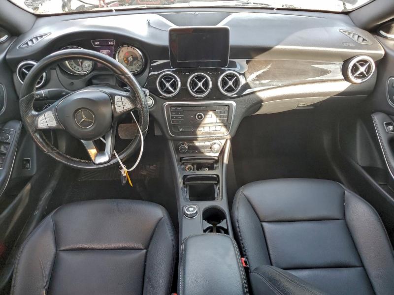 Фото 8 - MERCEDES-BENZ CLA-CLASS