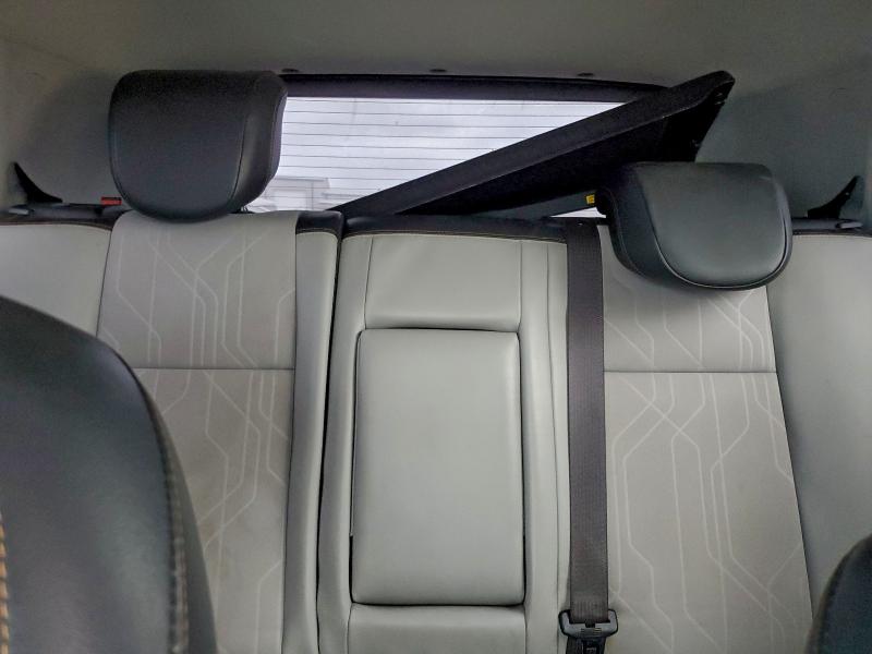 Фото 10 - CHEVROLET TRAX