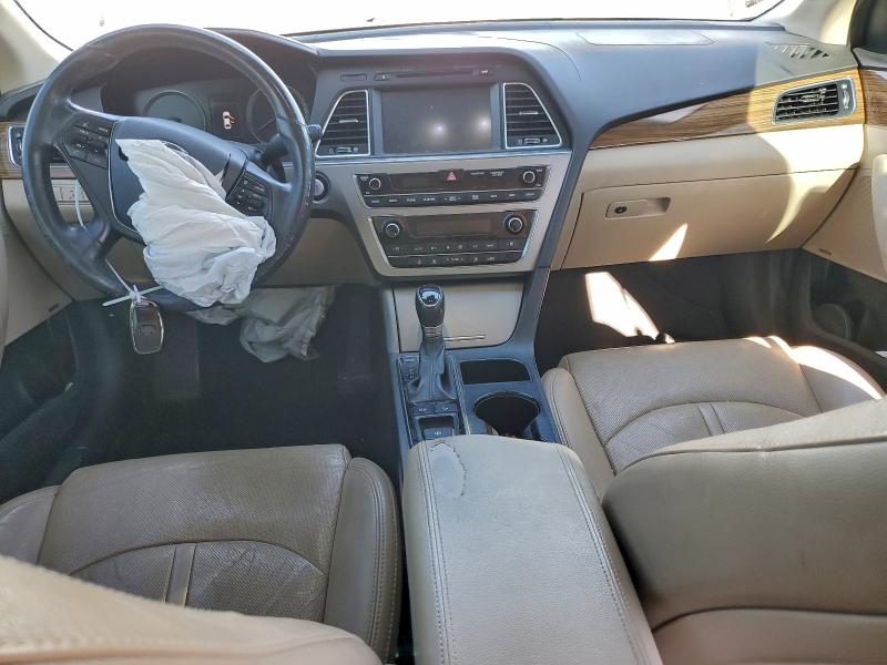 Фото 8 - HYUNDAI SONATA