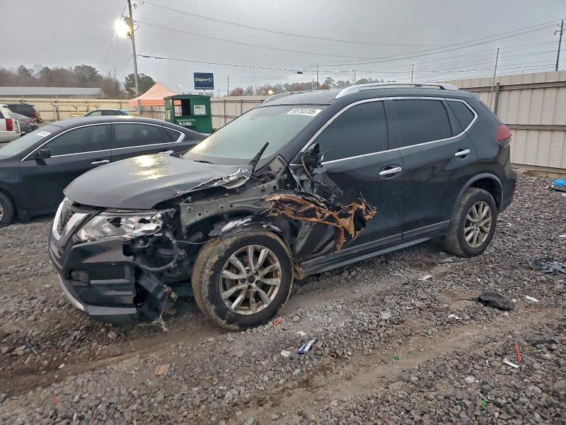 Фото 1 - NISSAN ROGUE