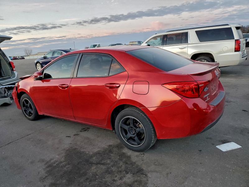 Фото 2 - TOYOTA COROLLA