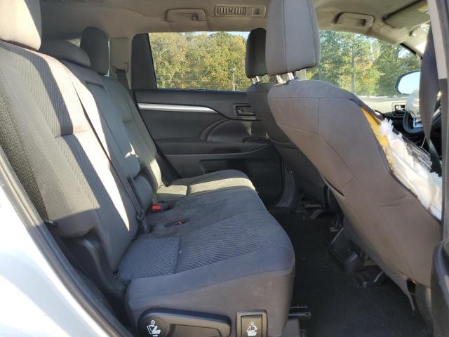 Фото 11 - TOYOTA HIGHLANDER