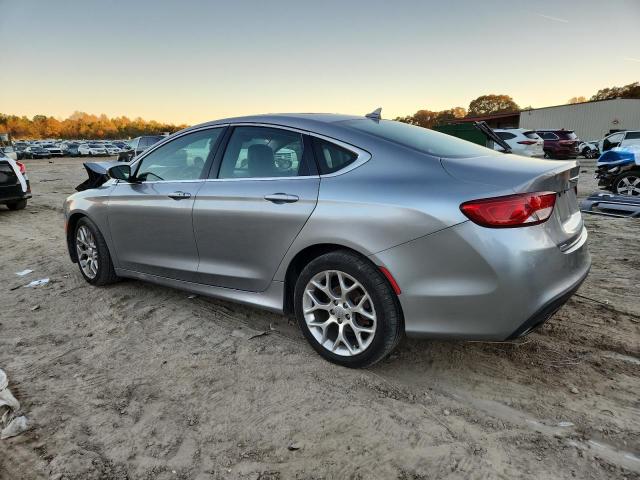 Фото 2 - CHRYSLER 200