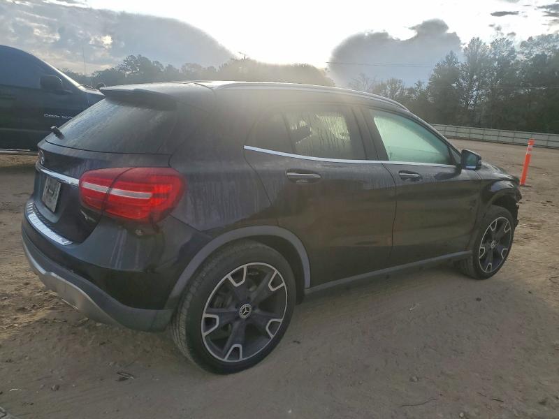 MERCEDES-BENZ GLA-CLASS 2019 VIN WDCTG4EB5KJ536511