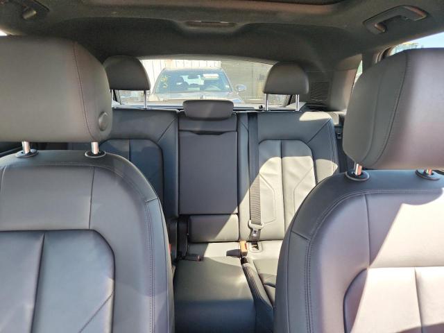 Фото 10 - AUDI Q3