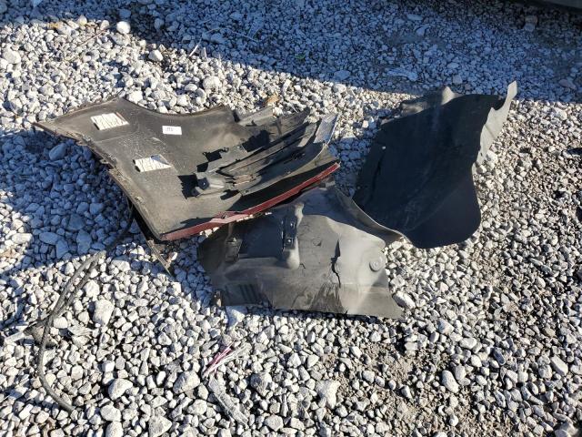 Фото 12 - CHRYSLER 200