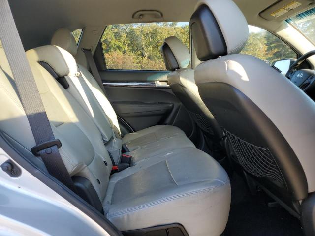 Фото 10 - KIA SORENTO