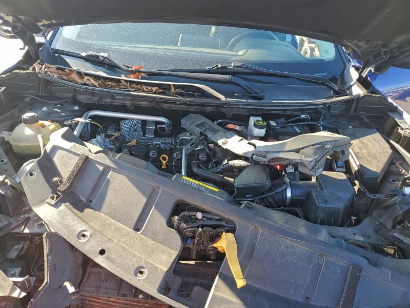 Фото 11 - NISSAN ROGUE