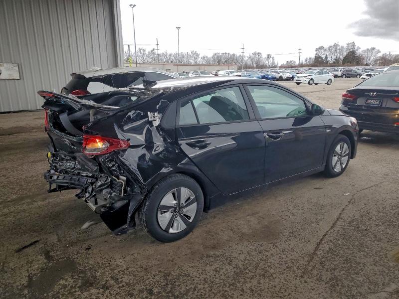 Фото 3 - HYUNDAI IONIQ