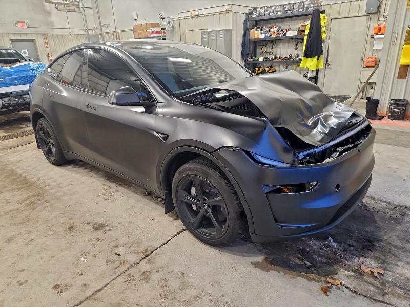 Фото 4 - TESLA MODEL Y