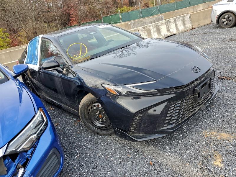 Фото 4 - TOYOTA CAMRY