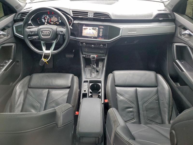 Фото 8 - AUDI Q3