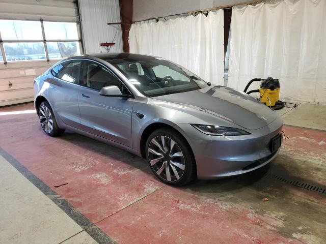 Фото 4 - TESLA MODEL 3