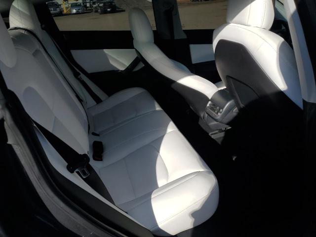 Фото 10 - TESLA MODEL 3