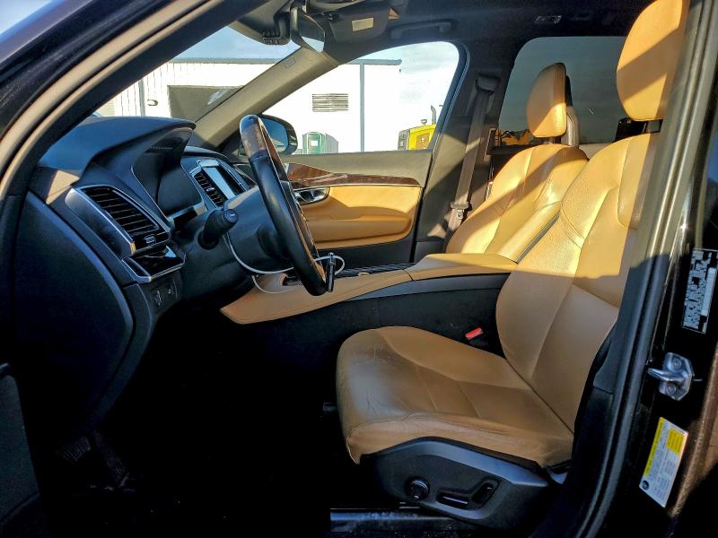 Фото 7 - VOLVO XC90