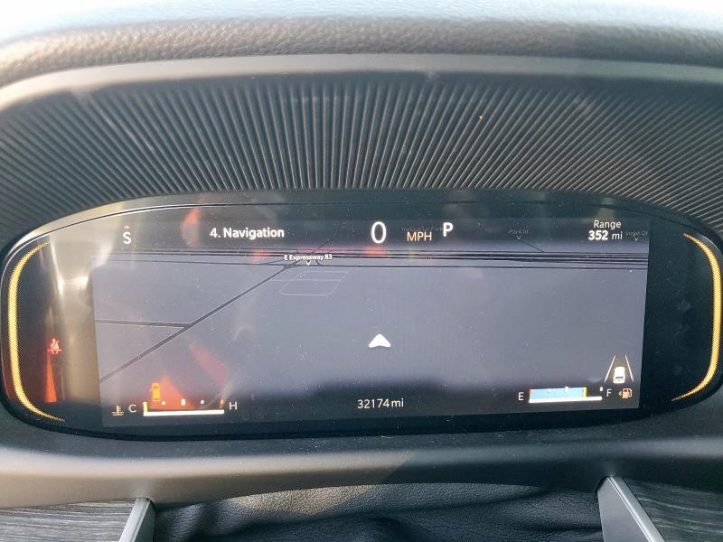 Фото 9 - JEEP WAGONEER