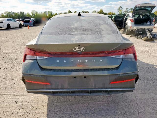 Фото 6 - HYUNDAI ELANTRA