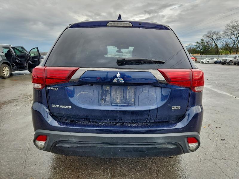Фото 6 - MITSUBISHI OUTLANDER