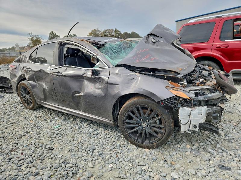 Фото 4 - TOYOTA CAMRY