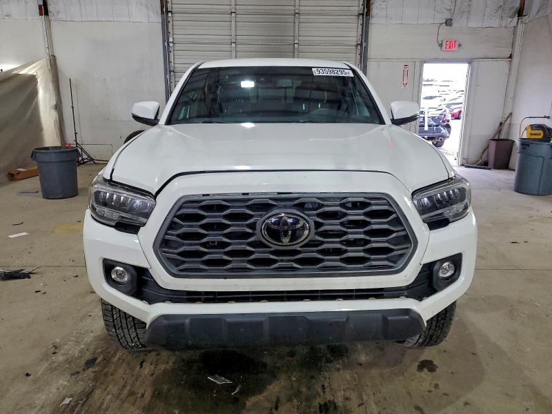 Фото 5 - TOYOTA TACOMA