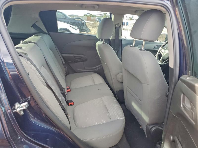 Фото 10 - CHEVROLET SONIC