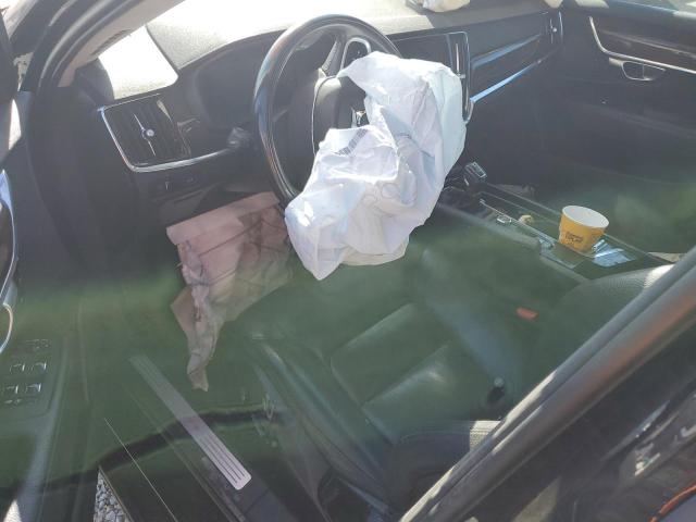 Фото 8 - VOLVO S90