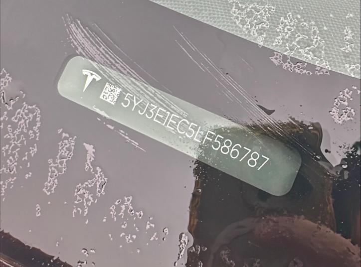 Фото 13 - TESLA MODEL 3