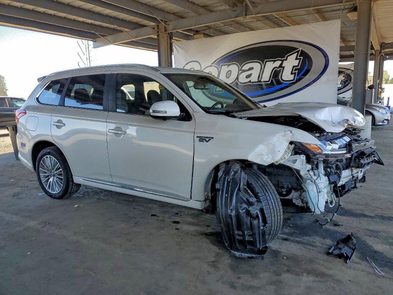 Фото 4 - MITSUBISHI OUTLANDER