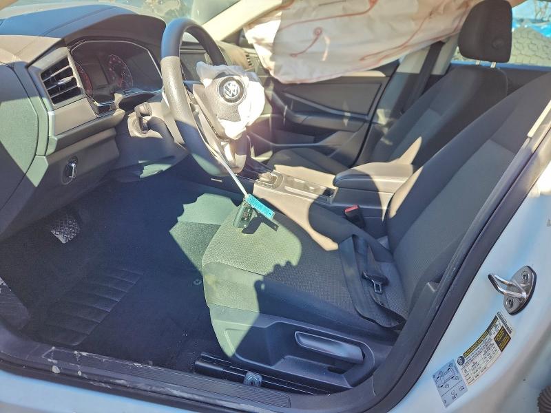 Фото 7 - VOLKSWAGEN JETTA