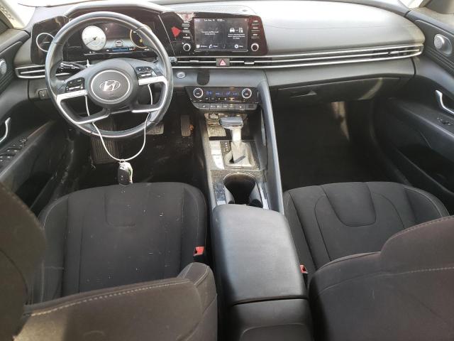 Фото 8 - HYUNDAI ELANTRA