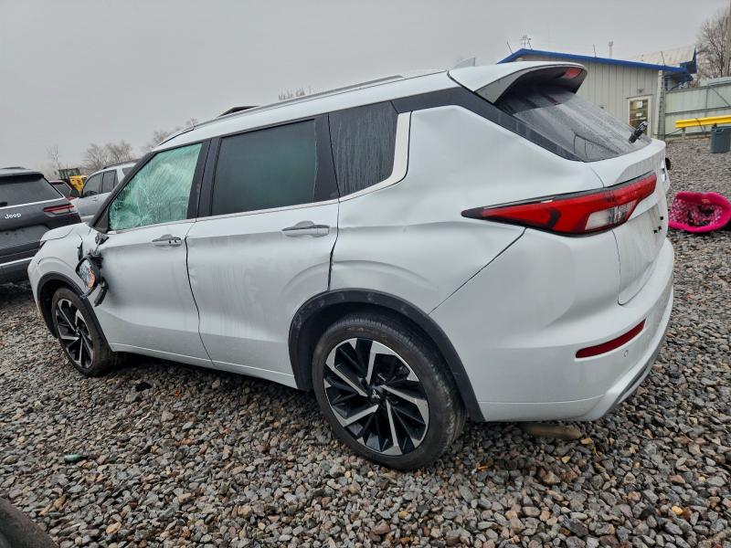 Фото 2 - MITSUBISHI OUTLANDER