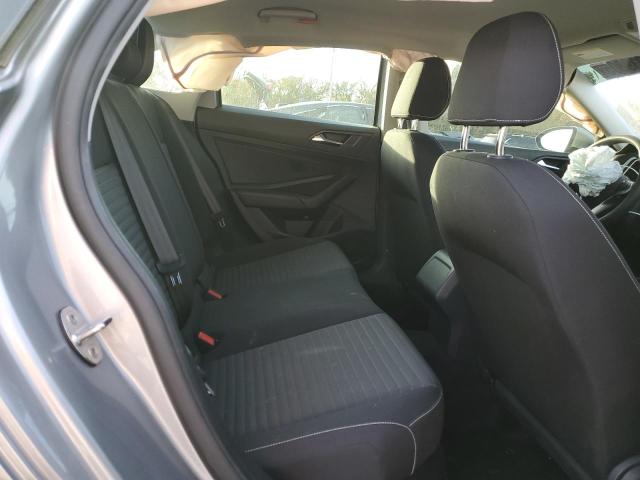 Фото 10 - VOLKSWAGEN JETTA