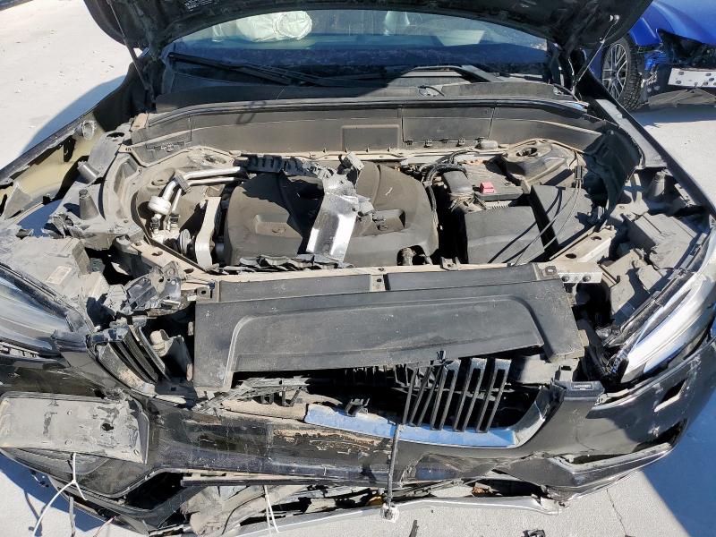 Фото 12 - VOLVO XC90