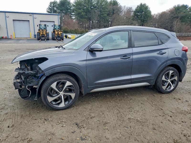 Фото 1 - HYUNDAI TUCSON