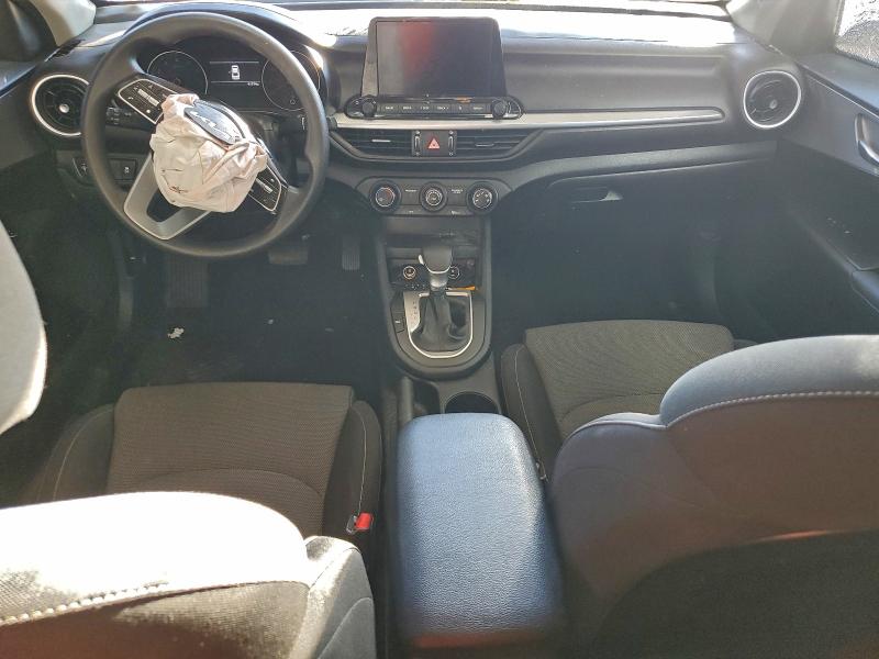 Фото 8 - KIA FORTE