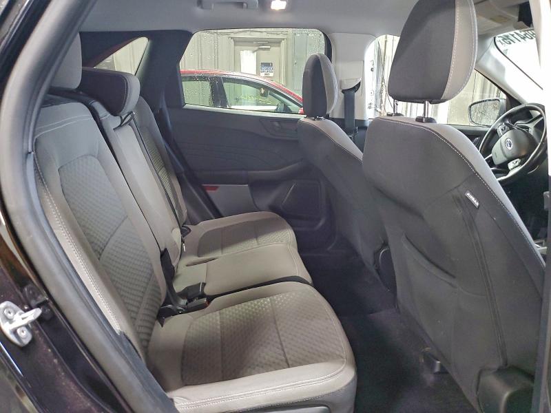 Фото 10 - FORD ESCAPE