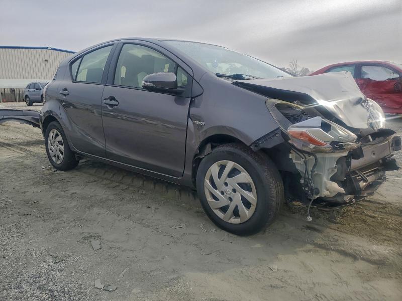 Фото 4 - TOYOTA PRIUS