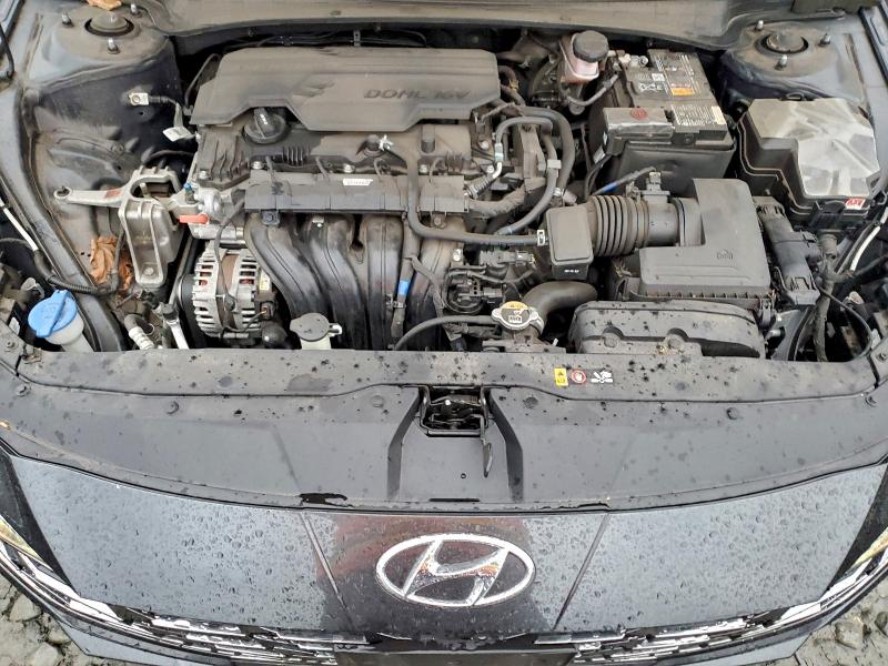 Фото 11 - HYUNDAI ELANTRA